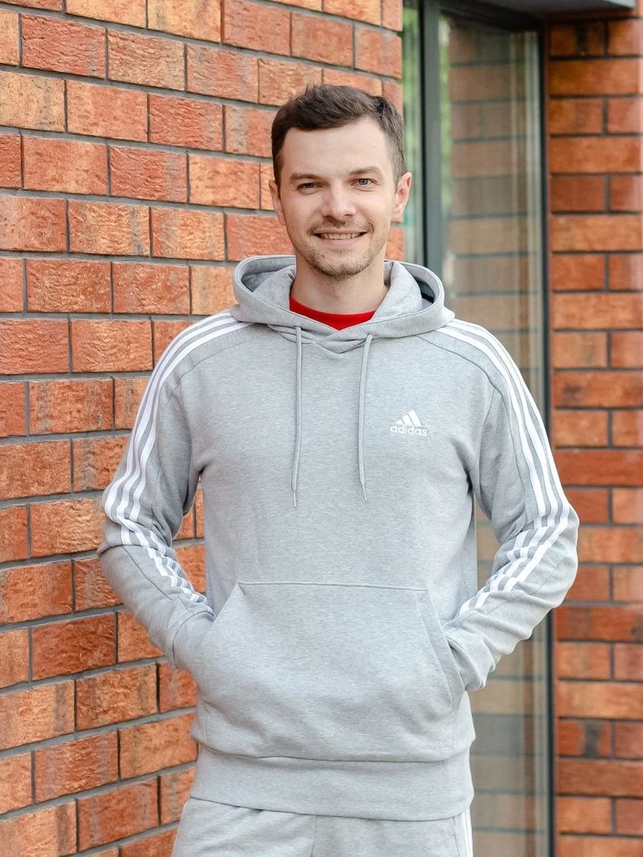 Adidas Джемпер мужской ESSENTIALS FRENCH TERRY 3-STRIPES HOODIE
