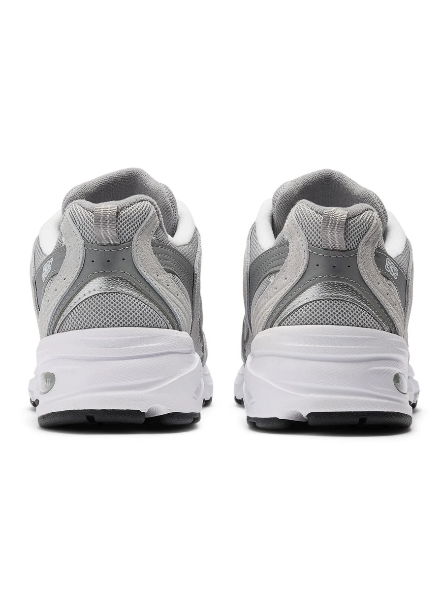 New Balance Кроссовки 530