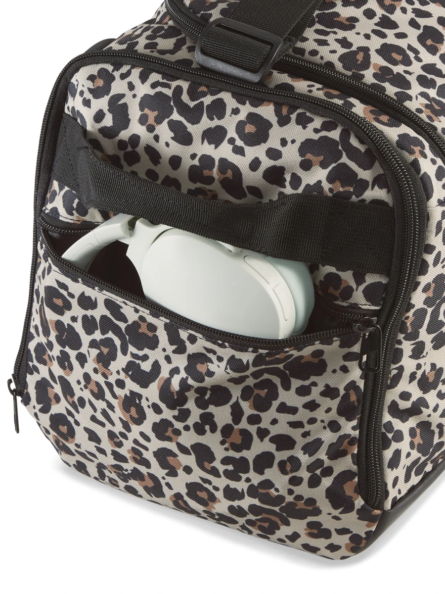 Puma Сумка спортивная CHALLENGER AOP SMALL SPORTS BAG