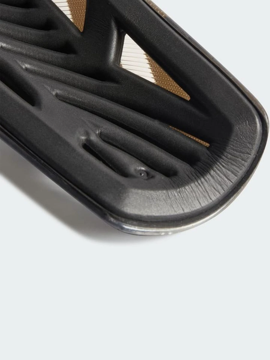Adidas Щитки футбольные TIRO SG LGE