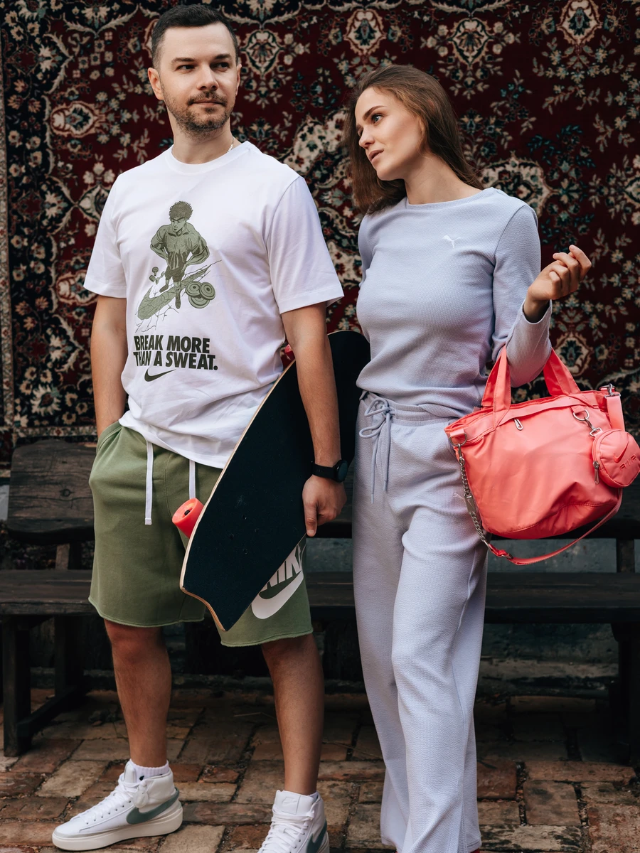 Nike Сумка AIR FUTURA LUXE