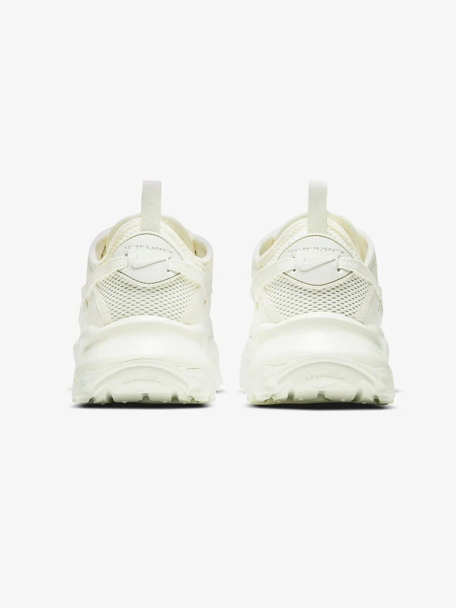 Nike Кроссовки женские TC 7900