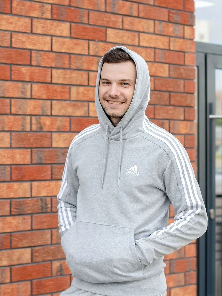 Adidas Джемпер мужской ESSENTIALS FRENCH TERRY 3-STRIPES HOODIE