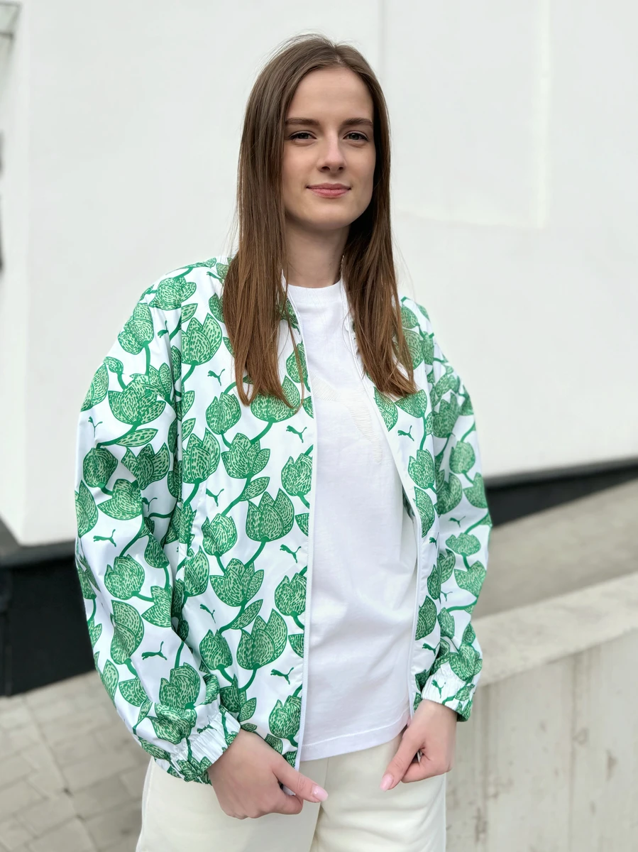 Puma Ветровка женская BLOSSOM AOP WINDBREAKER