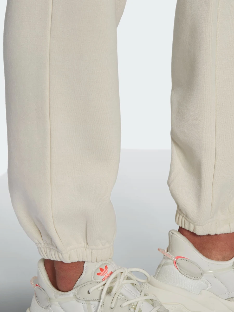 Adidas Брюки женские ADICOLOR ESSENTIALS