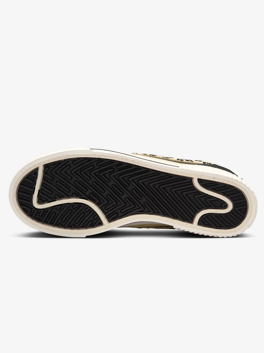 Nike Кеды женские COURT LEGACY LIFT GFX