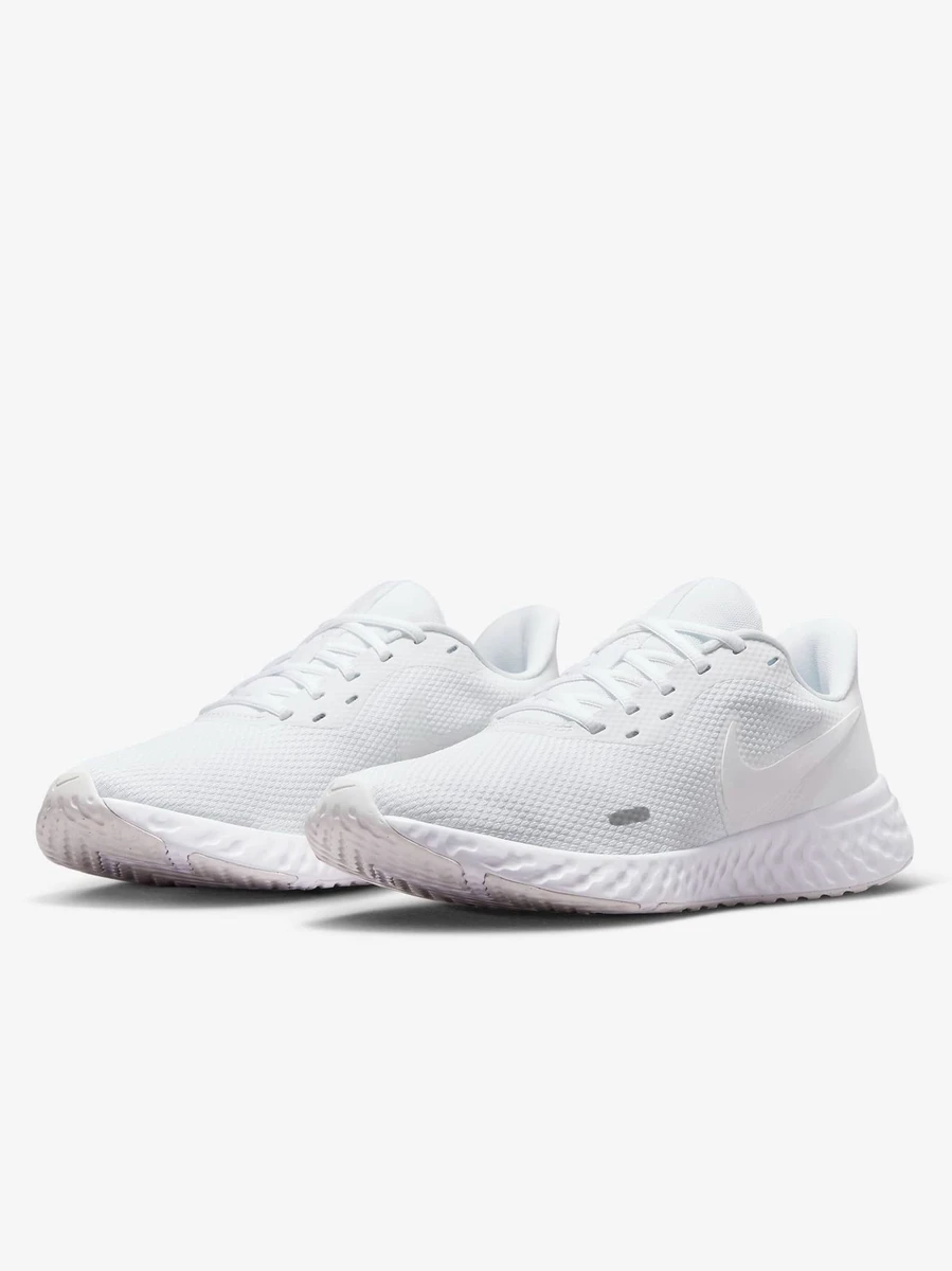 Nike Кроссовки мужские REVOLUTION 5