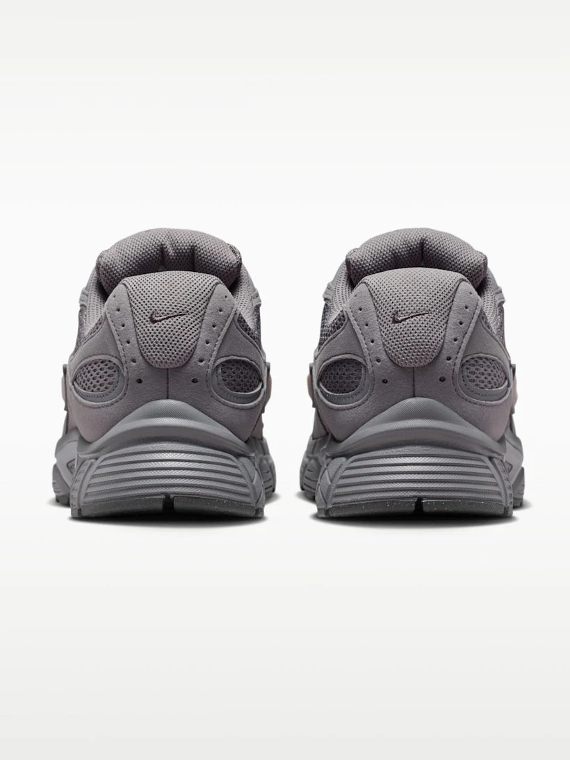 Nike Кроссовки мужские V5 RNR SUEDE