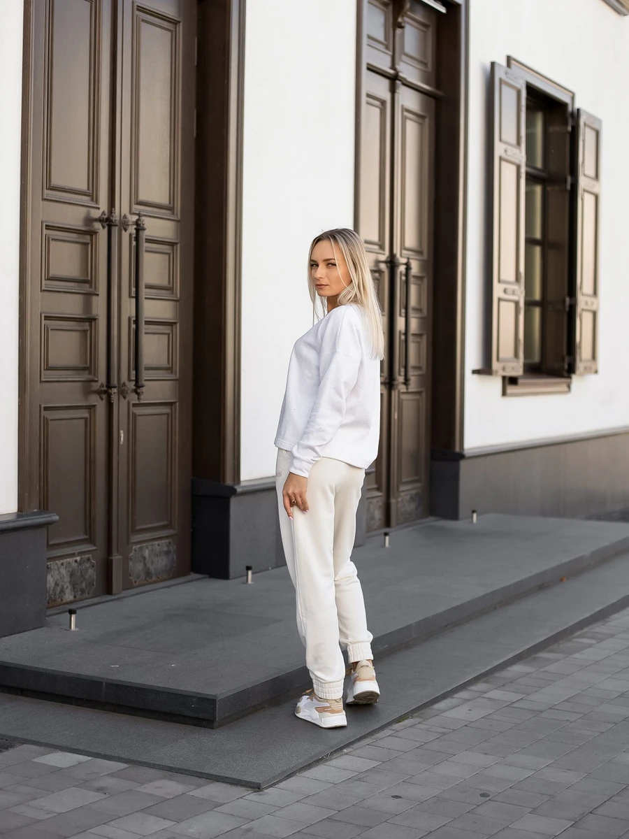 Puma Брюки женские ESS+ EMBROIDERY HIGH-WAIST PANTS TR CL