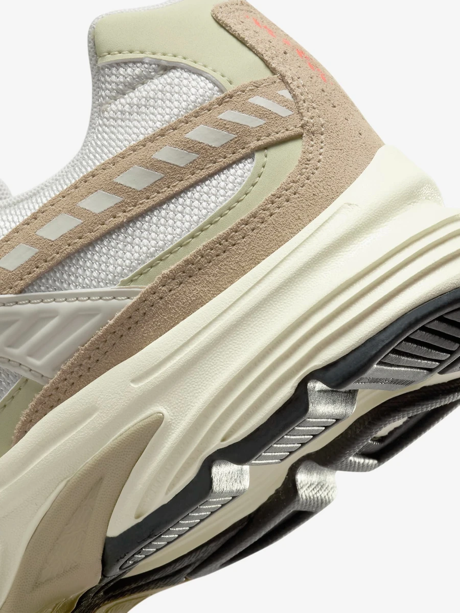 Nike Кроссовки мужские INITIATOR