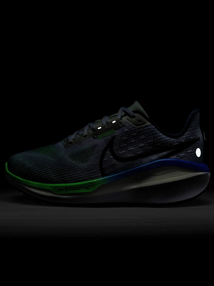 Nike Кроссовки мужские VOMERO 17