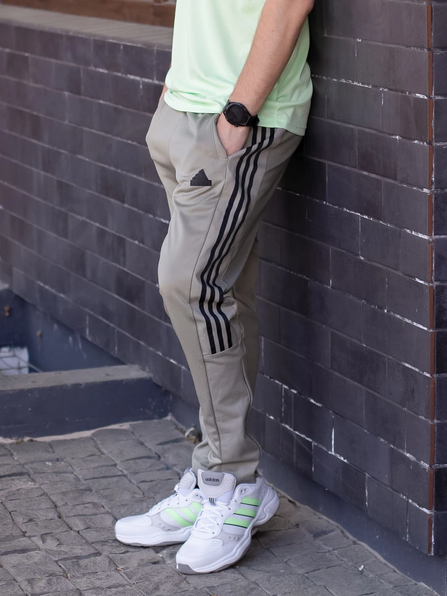 Adidas Кроссовки мужские STRUTTER
