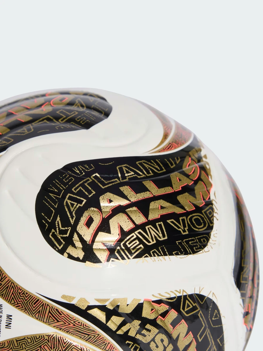 Adidas Мяч сувенирный FIFA WORLD CUP 26™ TRIONDA FINALS MINI BALL