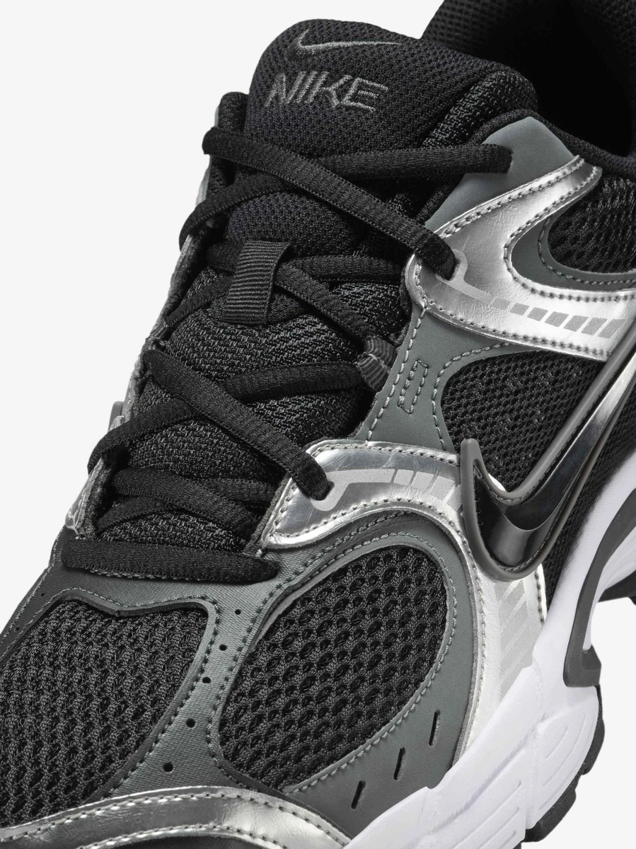 Nike Кроссовки мужские NIKE V5 RNR