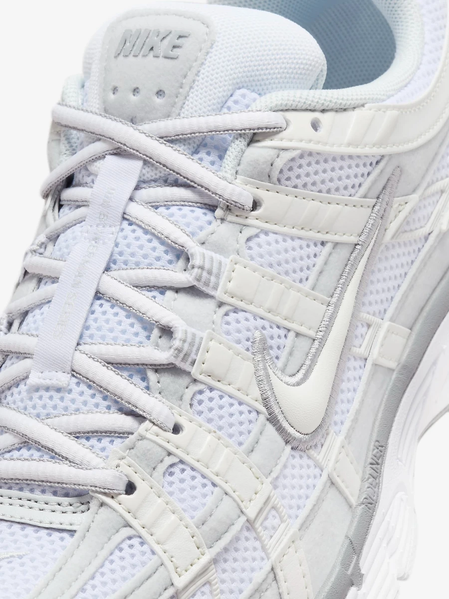 Nike Кроссовки женские NIKE P-6000