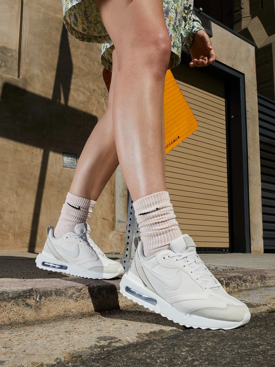 Nike Кроссовки женские AIR MAX DAWN