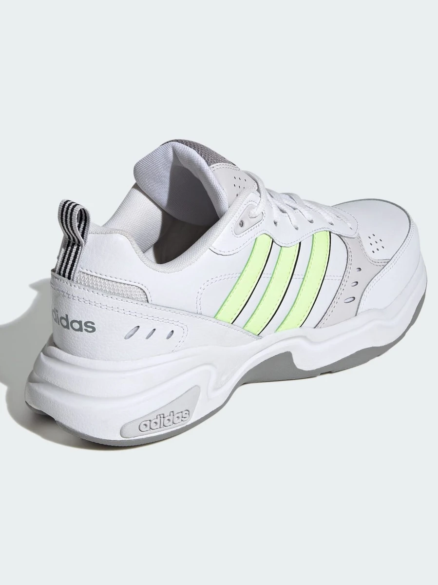 Adidas Кроссовки мужские STRUTTER