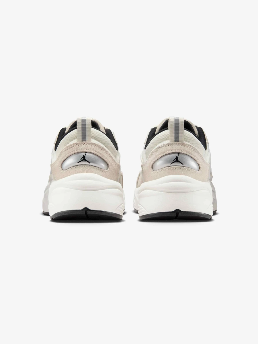 JORDAN Кроссовки мужские JORDAN TRUNNER O/S