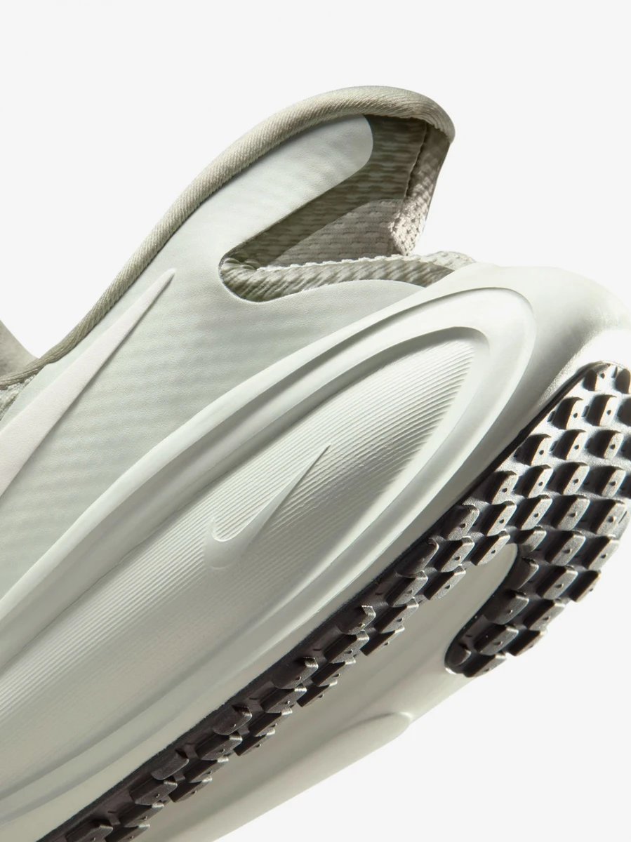 Nike Кроссовки мужские NIKE REVOLUTION 8 EASYON