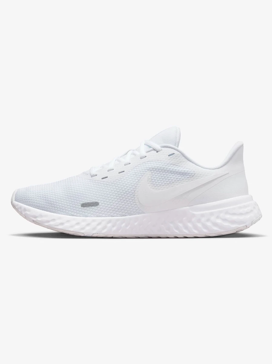 Nike Кроссовки мужские REVOLUTION 5