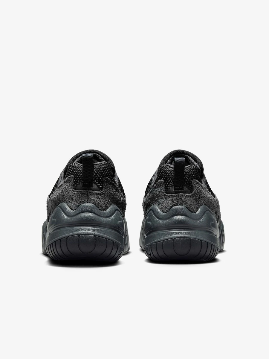 Nike Кроссовки мужские TECH HERA