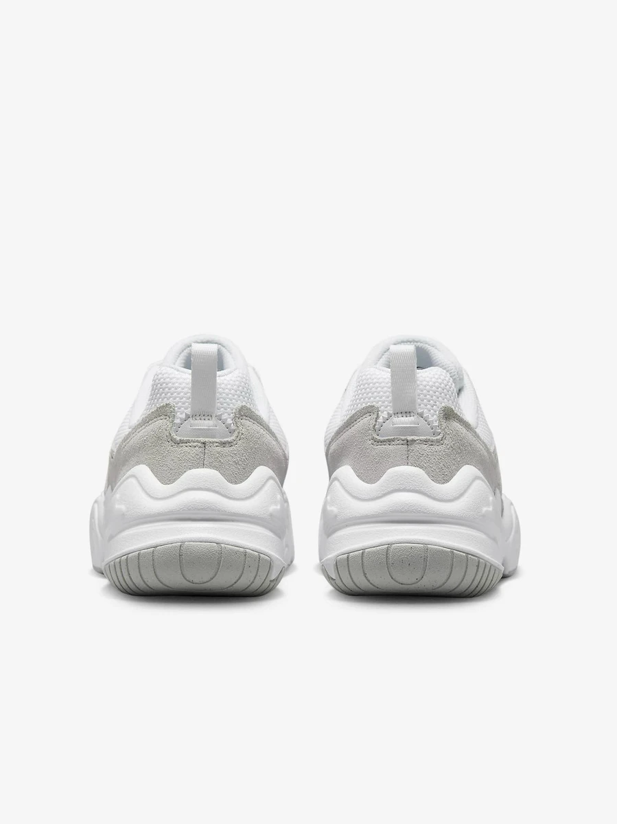 Nike Кроссовки женские TECH HERA