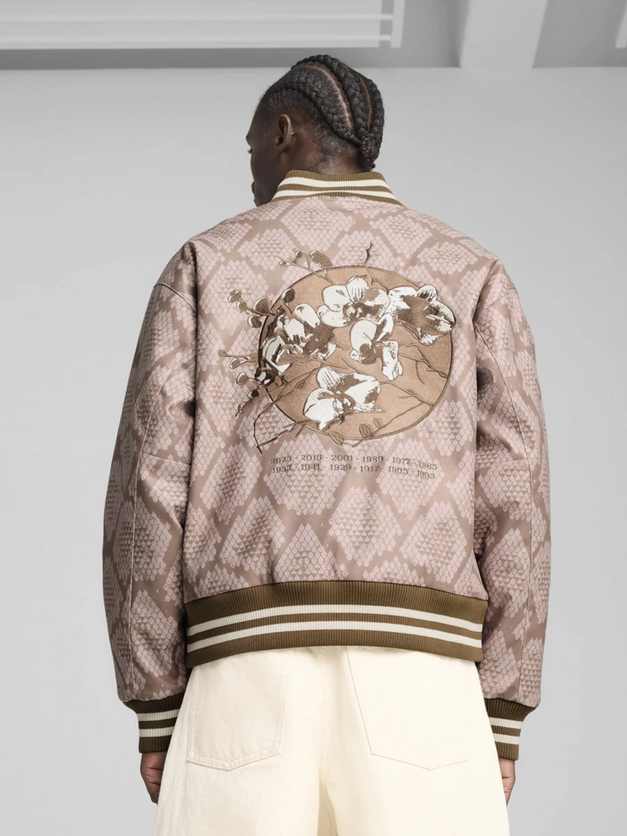 Puma Куртка SPECIAL ITEMS YEAR OF THE SNAKE COLLEGE JACKET