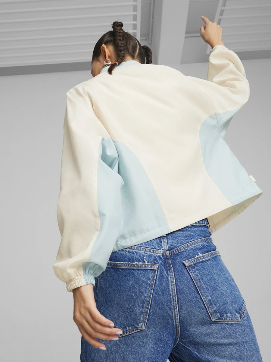 Puma Ветровка женская INFUSE RELAXED WOVEN JACKET