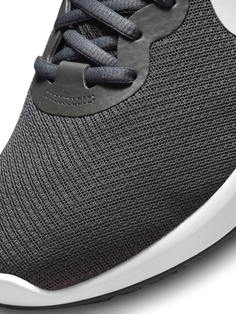 Nike Кроссовки мужские REVOLUTION 6