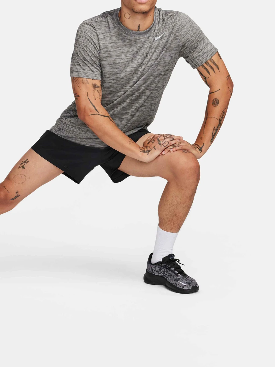Nike Футболка мужская M NK DRI-FIT LEGEND TEE NEW VENEER