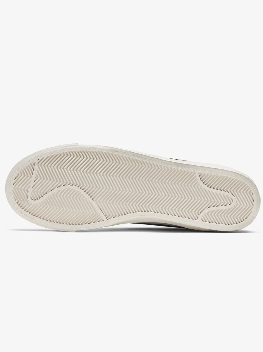 Nike Ботинки мужские NIKE BLAZER MID 77 Vintage