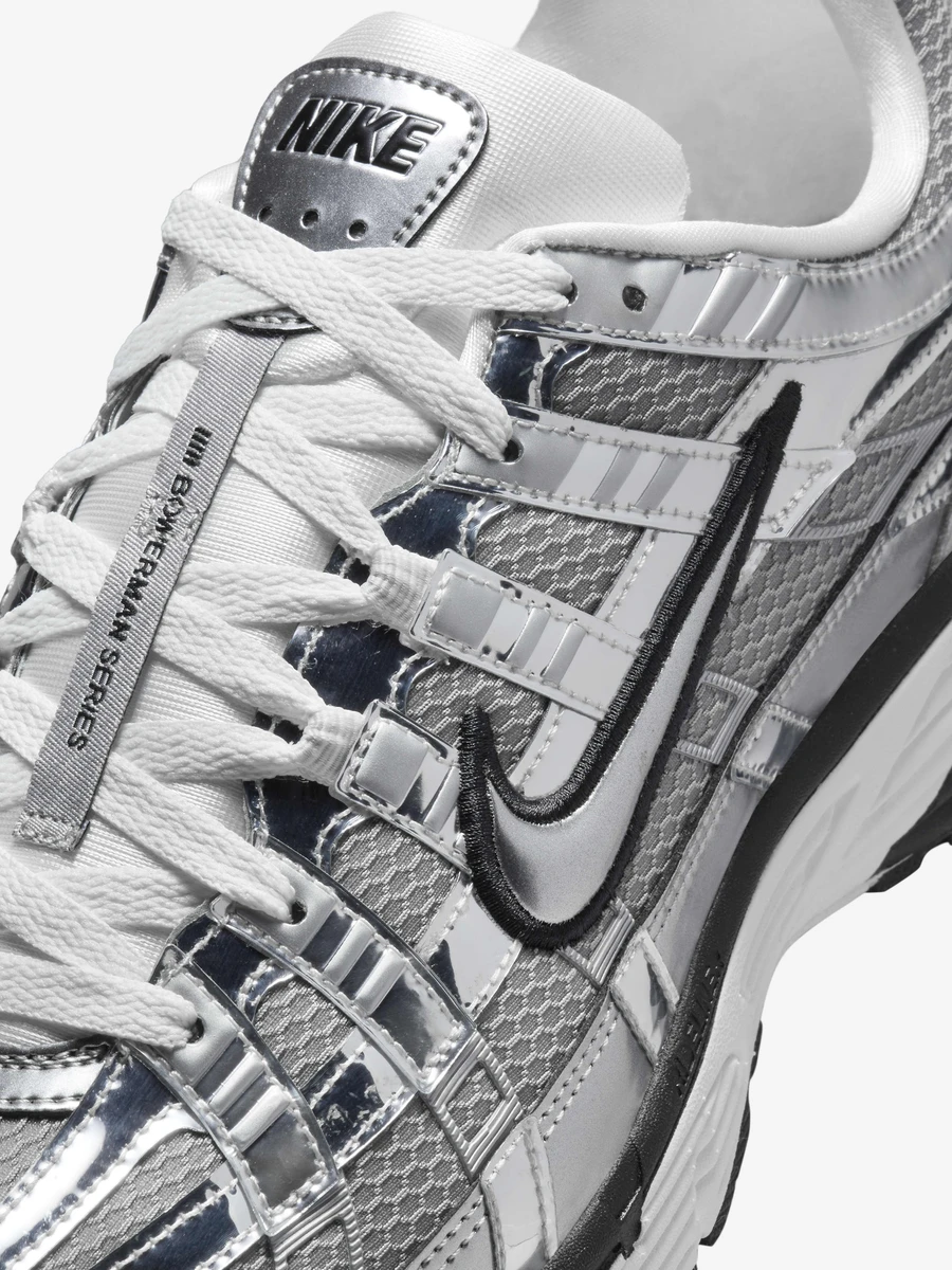Nike Кроссовки женские P-6000