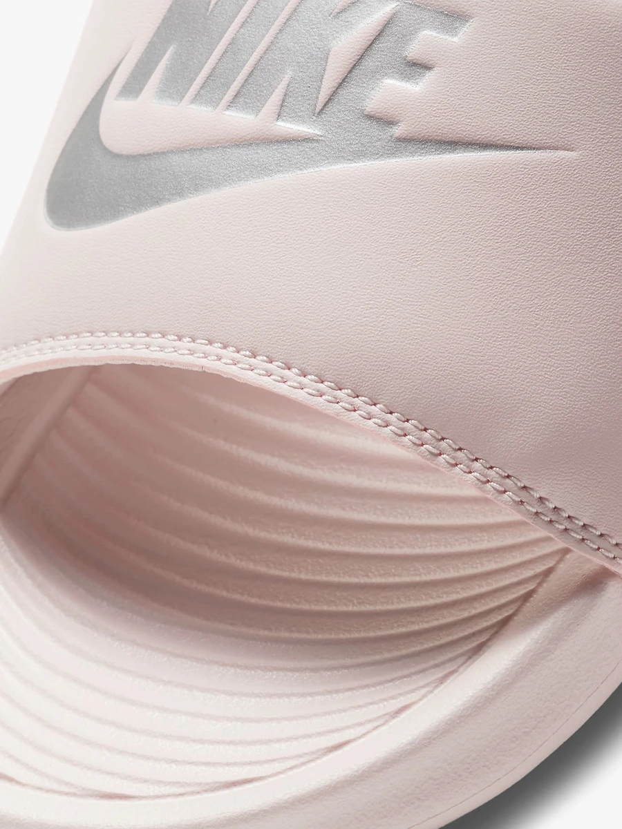 Nike Шлёпанцы женские VICTORI ONE