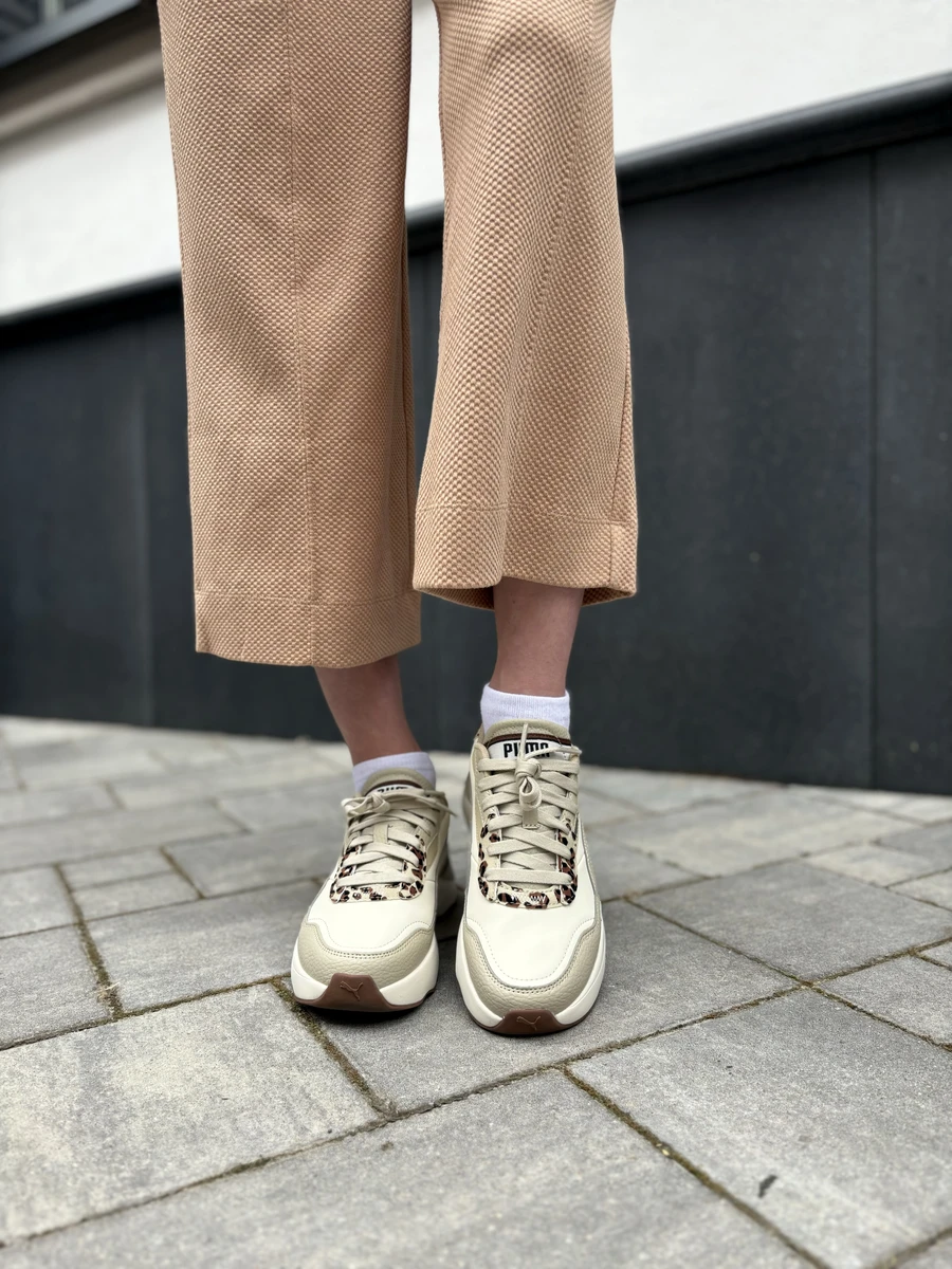 Puma Брюки женские HER STRAIGHT PANTS