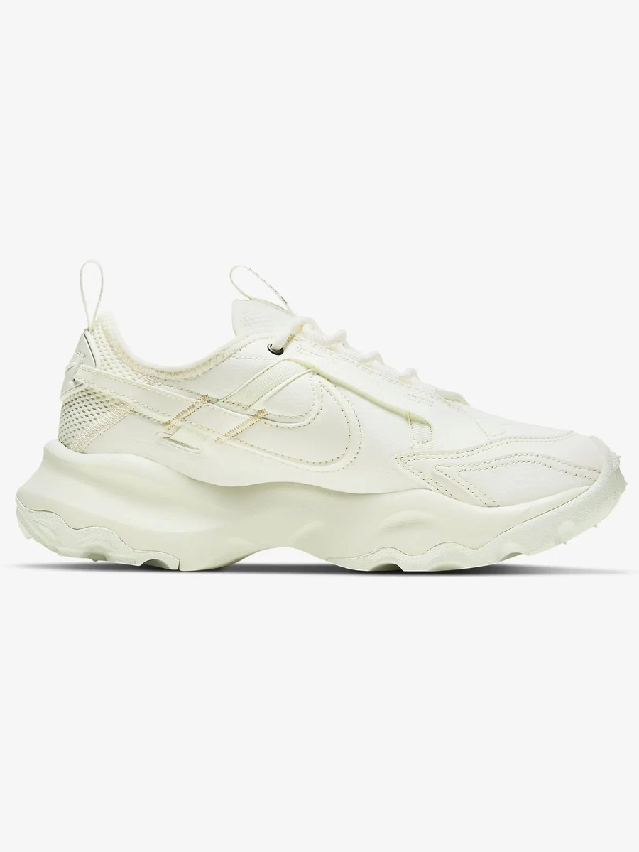 Nike Кроссовки женские TC 7900