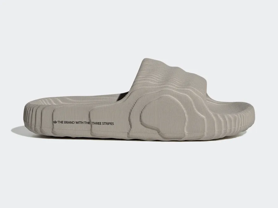 Adidas Adilette 22)