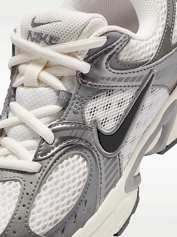 Nike Кроссовки женские NIKE V5 RNR BG