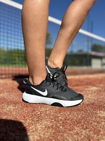 Nike Кроссовки женские CITY REP TR