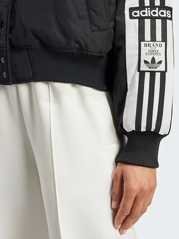 Adidas Ветровка женская ABRK JACKET