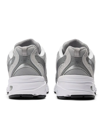 New Balance Кроссовки 530