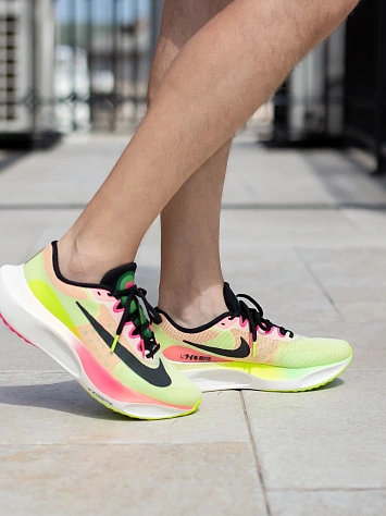 Nike Кроссовки мужские ZOOM FLY 5 PRM