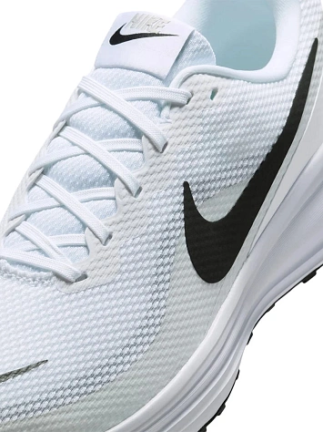 Nike Кроссовки мужские REVOLUTION 8