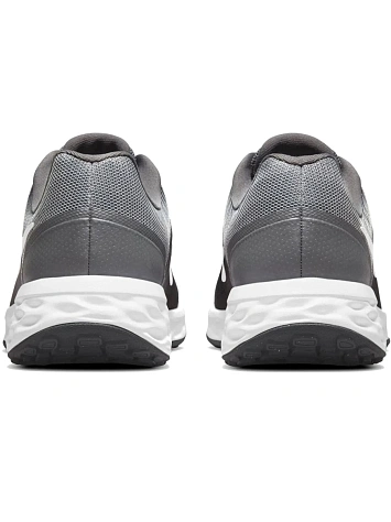 Nike Кроссовки мужские REVOLUTION 6