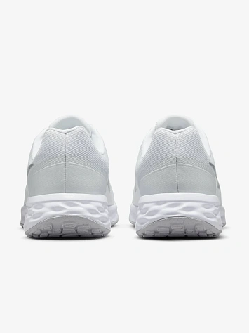 Nike Кроссовки женские REVOLUTION 6