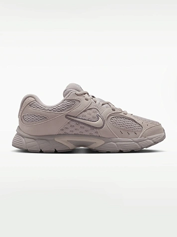 Nike Кроссовки женские V5 RNR SUEDE BG
