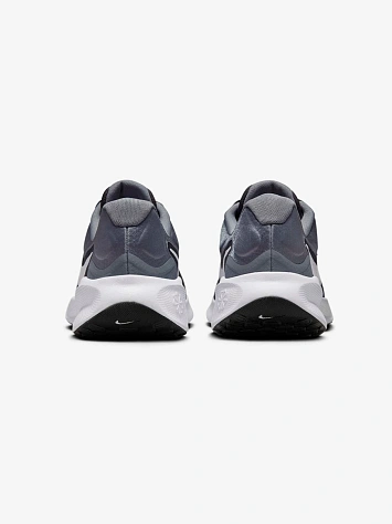 Nike Кроссовки мужские REVOLUTION 7