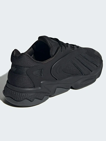 Adidas Кроссовки мужские OZTRAL