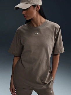 Nike Футболка женская NSW TEE ESSNTL PHNX LBR