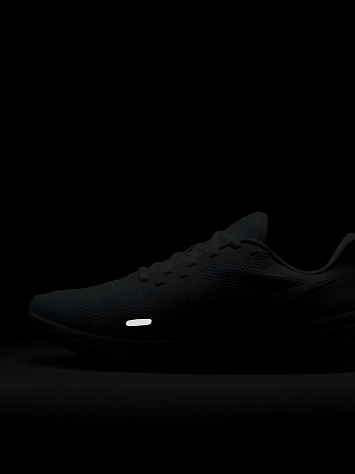 Nike Кроссовки мужские REVOLUTION 5