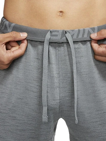 Nike Брюки мужские YOGA DRI-FIT